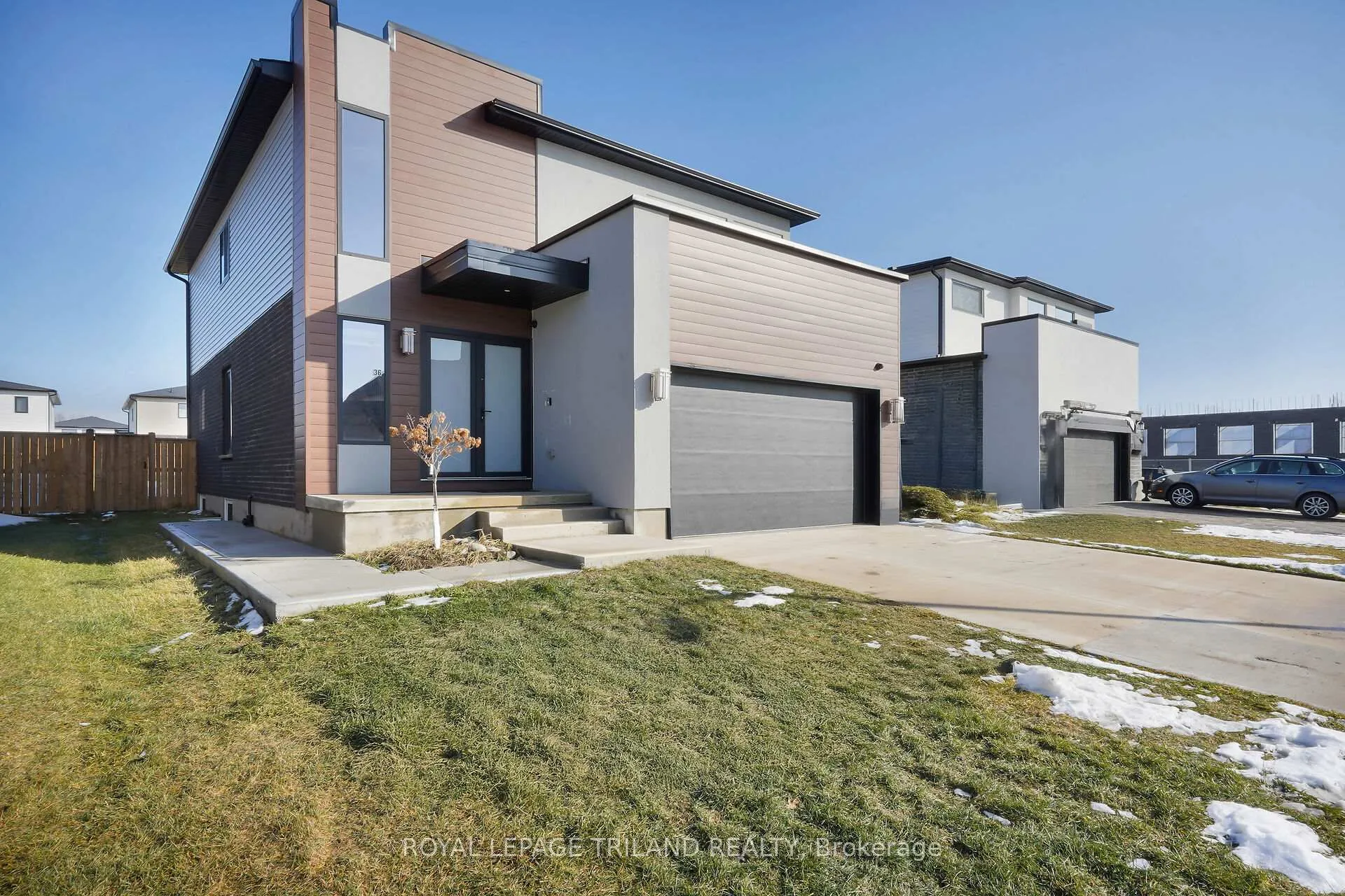 Photo 2 of 36 Kaiser Lane, Middlesex Centre, Kilworth — HOMEH