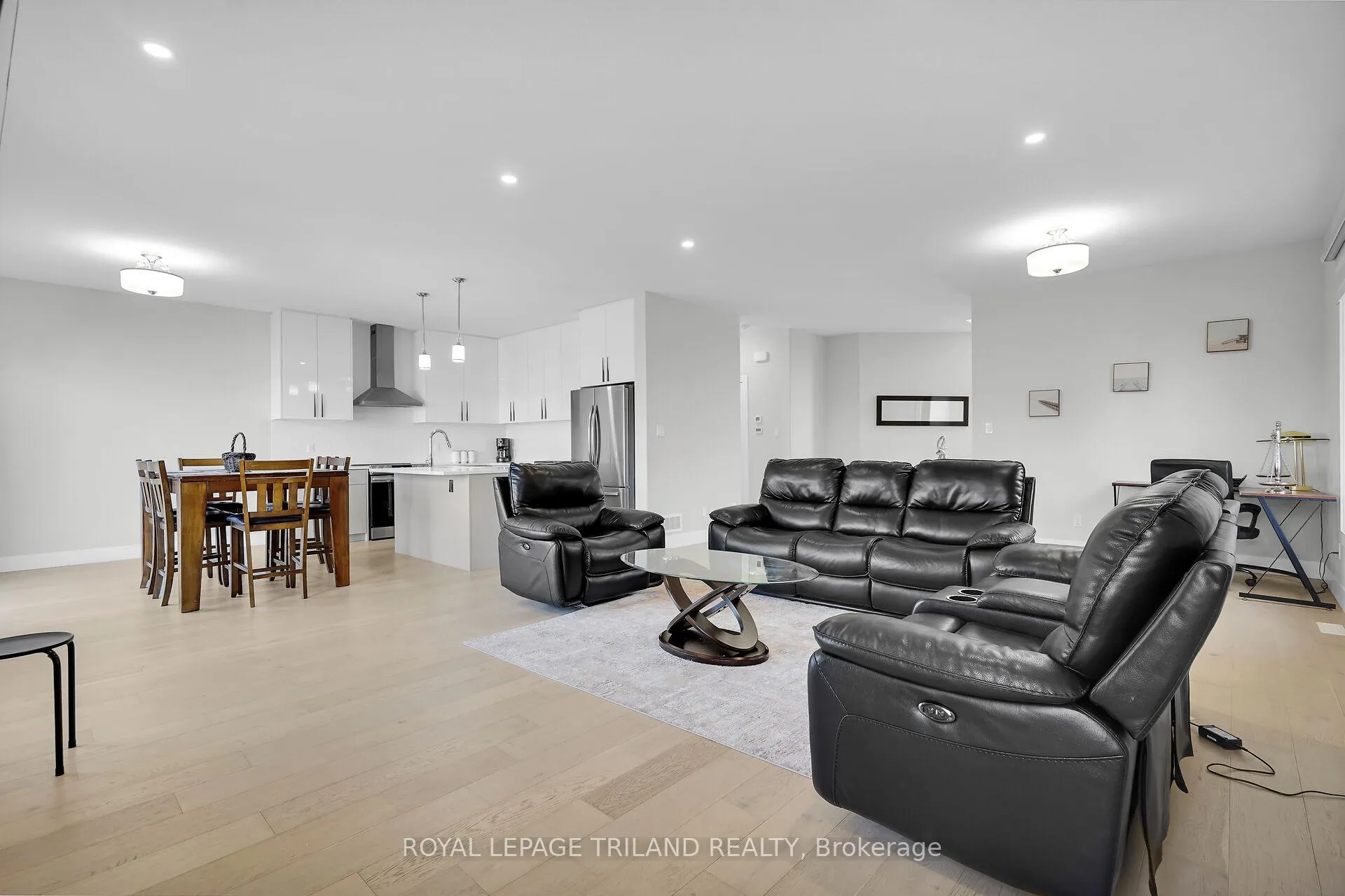 Photo 12 of 36 Kaiser Lane, Middlesex Centre, Kilworth — HOMEH