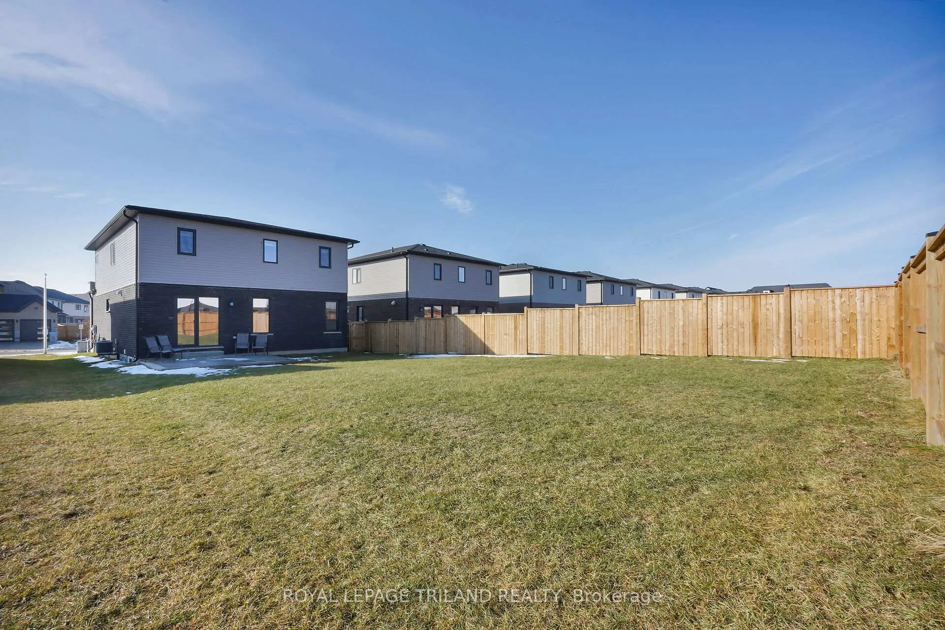 Photo 46 of 36 Kaiser Lane, Middlesex Centre, Kilworth — HOMEH