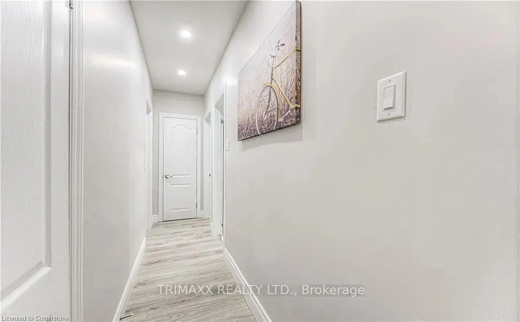 Photo 16 of 271 Bedford Road, Waterloo — HOMEH