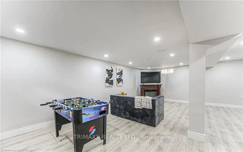 Photo 21 of 271 Bedford Road, Waterloo — HOMEH