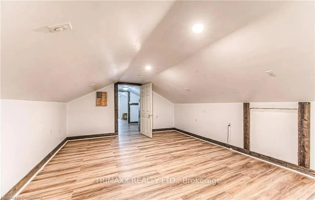 Photo 24 of 271 Bedford Road, Waterloo — HOMEH