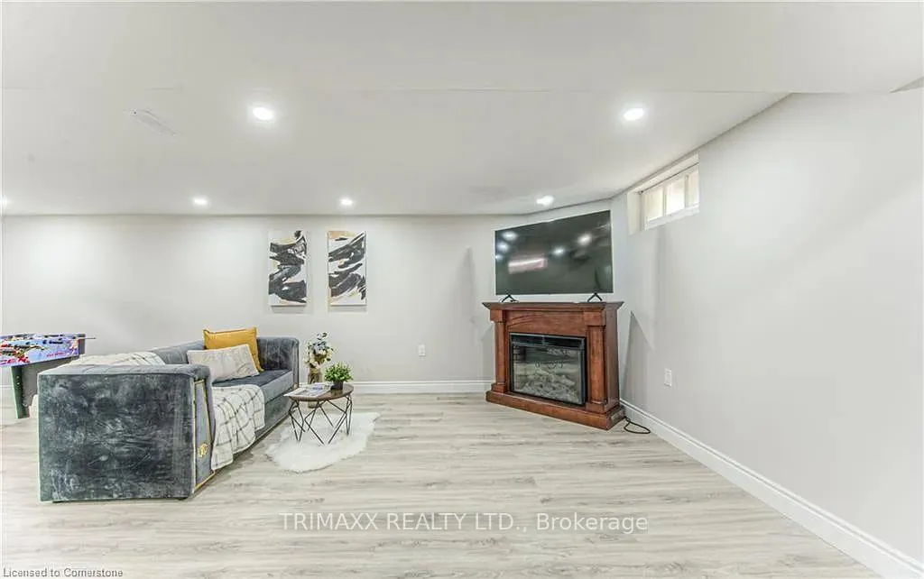 Photo 30 of 271 Bedford Road, Waterloo — HOMEH