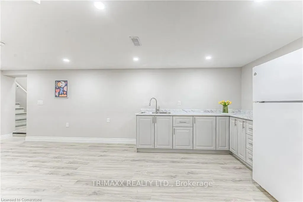 Photo 33 of 271 Bedford Road, Waterloo — HOMEH