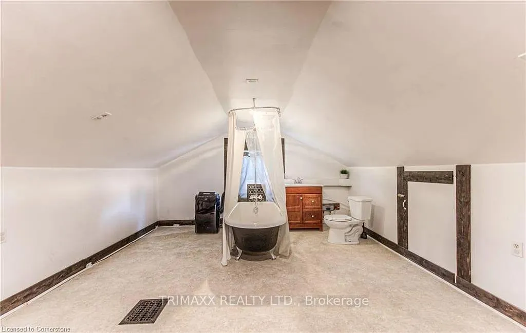 Photo 36 of 271 Bedford Road, Waterloo — HOMEH