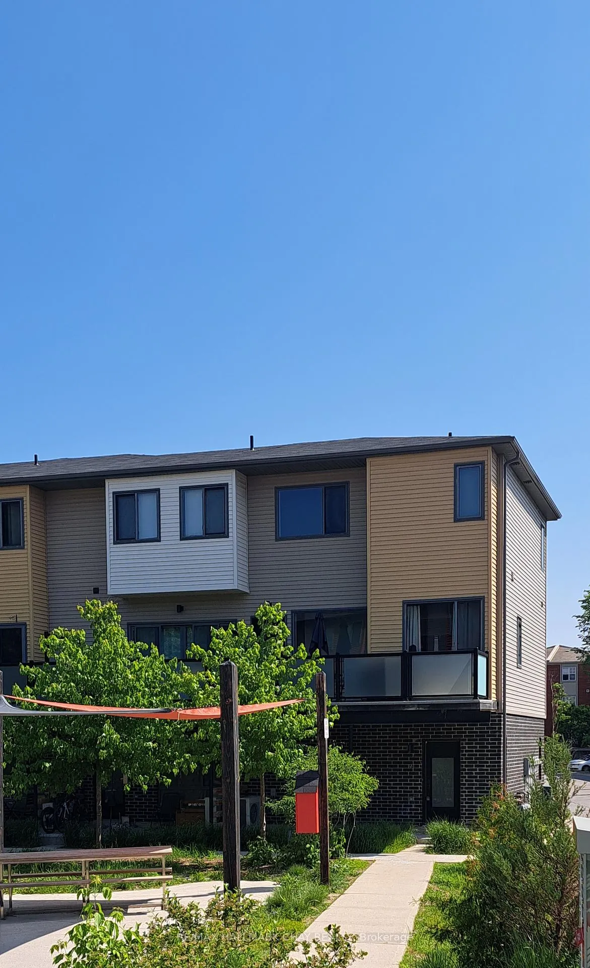Photo 2 of Unit 59, 369 Essa Road, Barrie, Holly — HOMEH