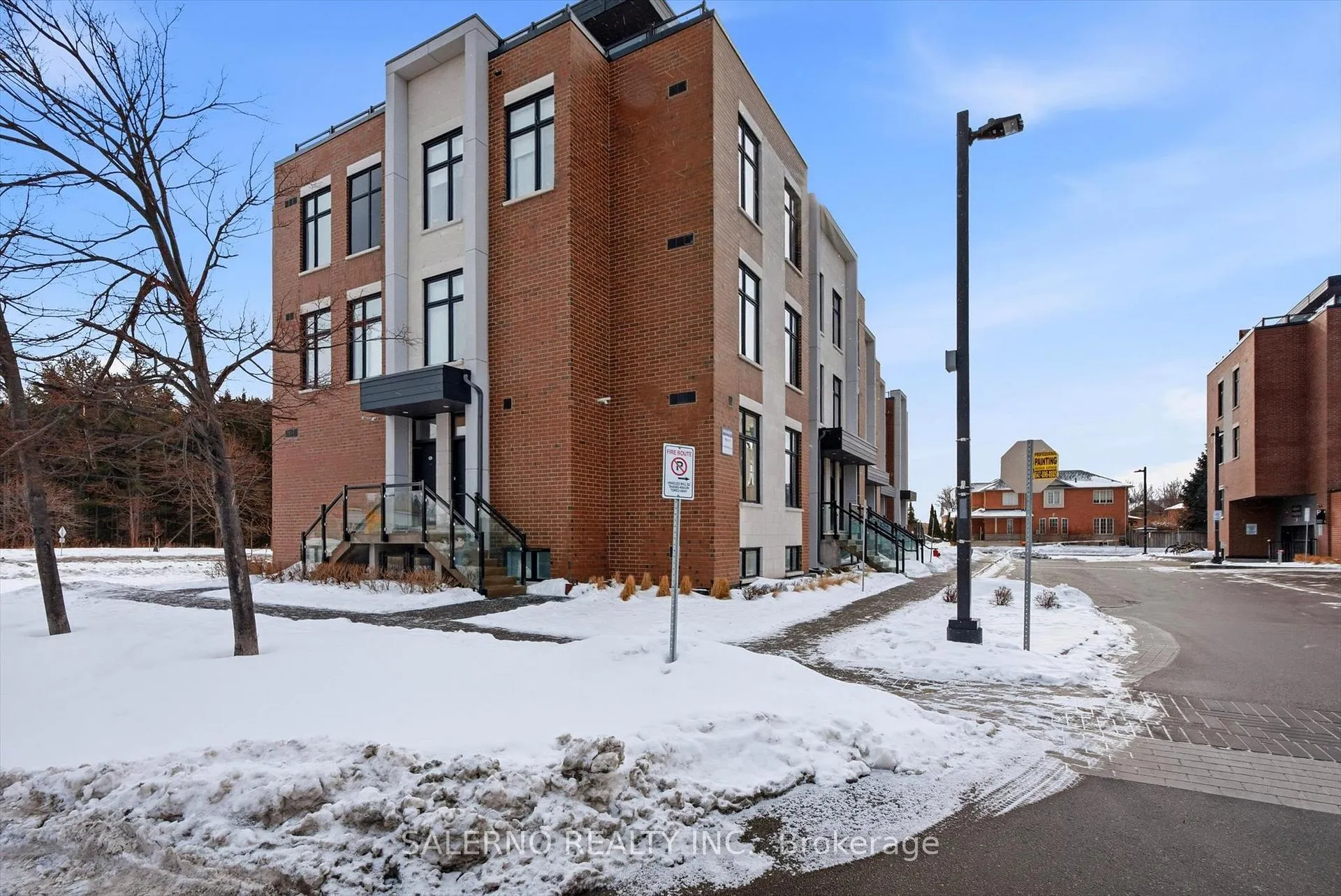 Photo 1 of Unit U215, 9560 Islington Avenue, Vaughan, Sonoma Heights — HOMEH