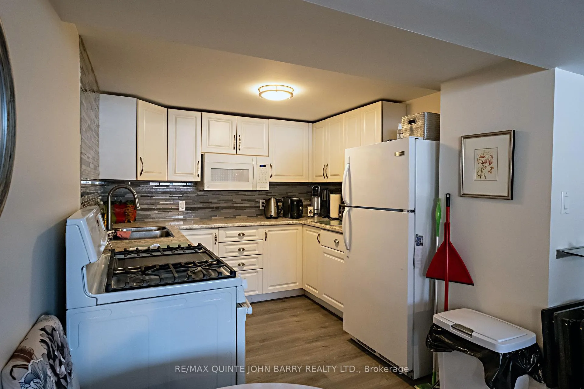 Photo 8 of 129 Cedar Street, Brighton — HOMEH