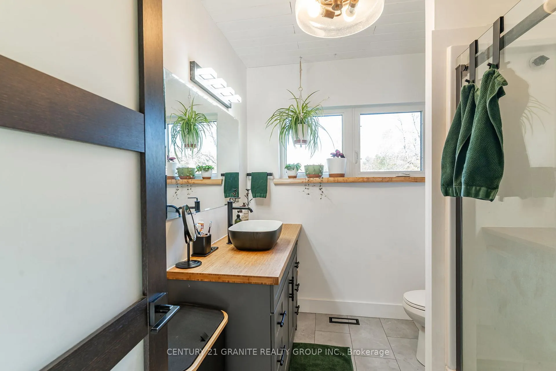 Photo 21 of 1016 Eureka Road, Highlands East, Monmouth — HOMEH