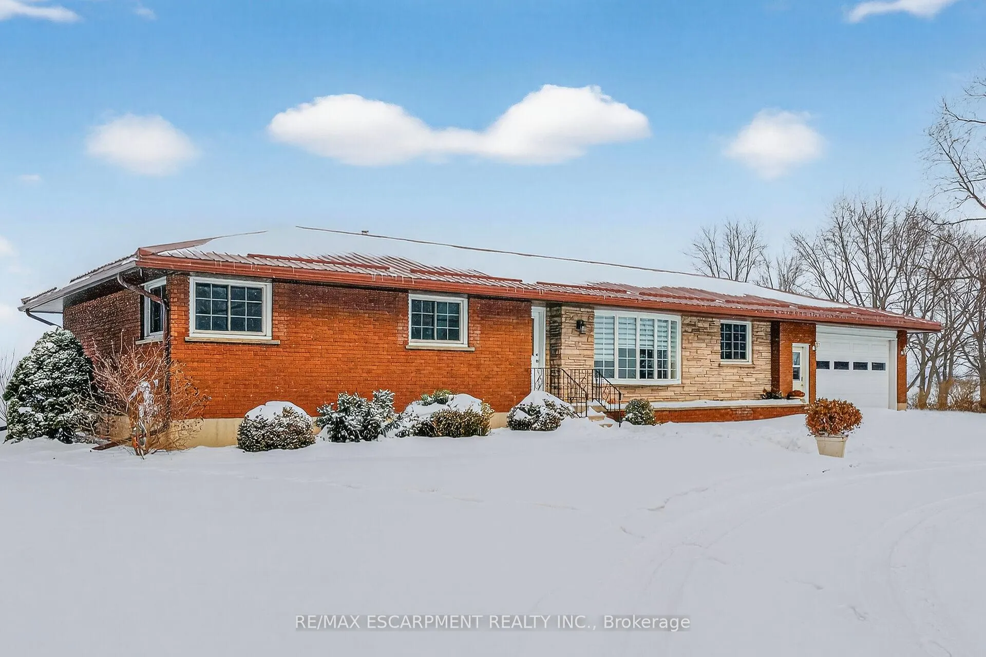 Photo 2 of 163 Rainham Road, Haldimand, Nanticoke — HOMEH