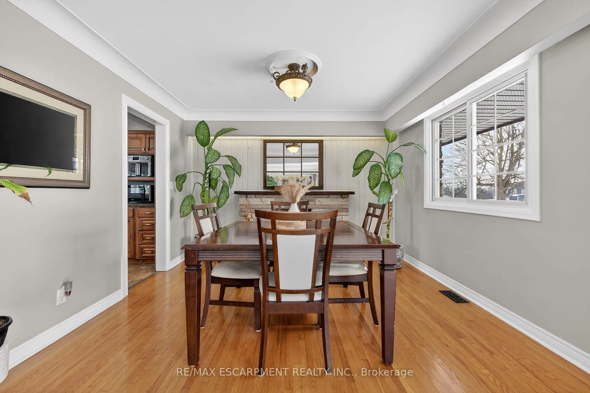 Photo 8 of 163 Rainham Road, Haldimand, Nanticoke — HOMEH