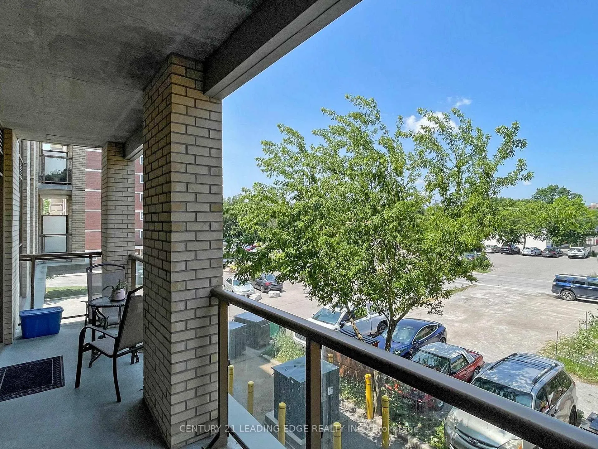 Photo 4 of Unit 232, 68 Main Street N, Markham, Old Markham Village — HOMEH