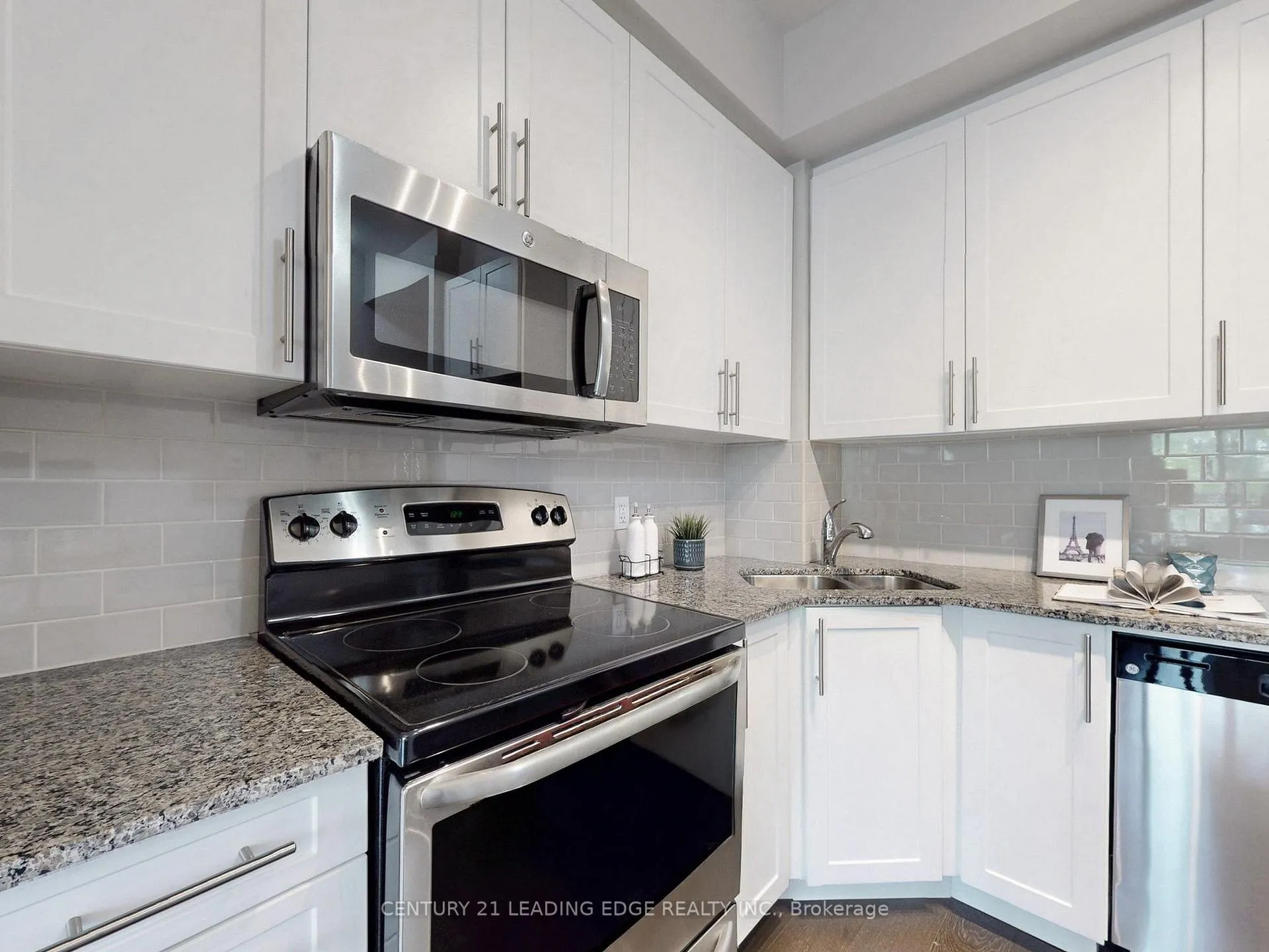 Photo 15 of Unit 232, 68 Main Street N, Markham, Old Markham Village — HOMEH