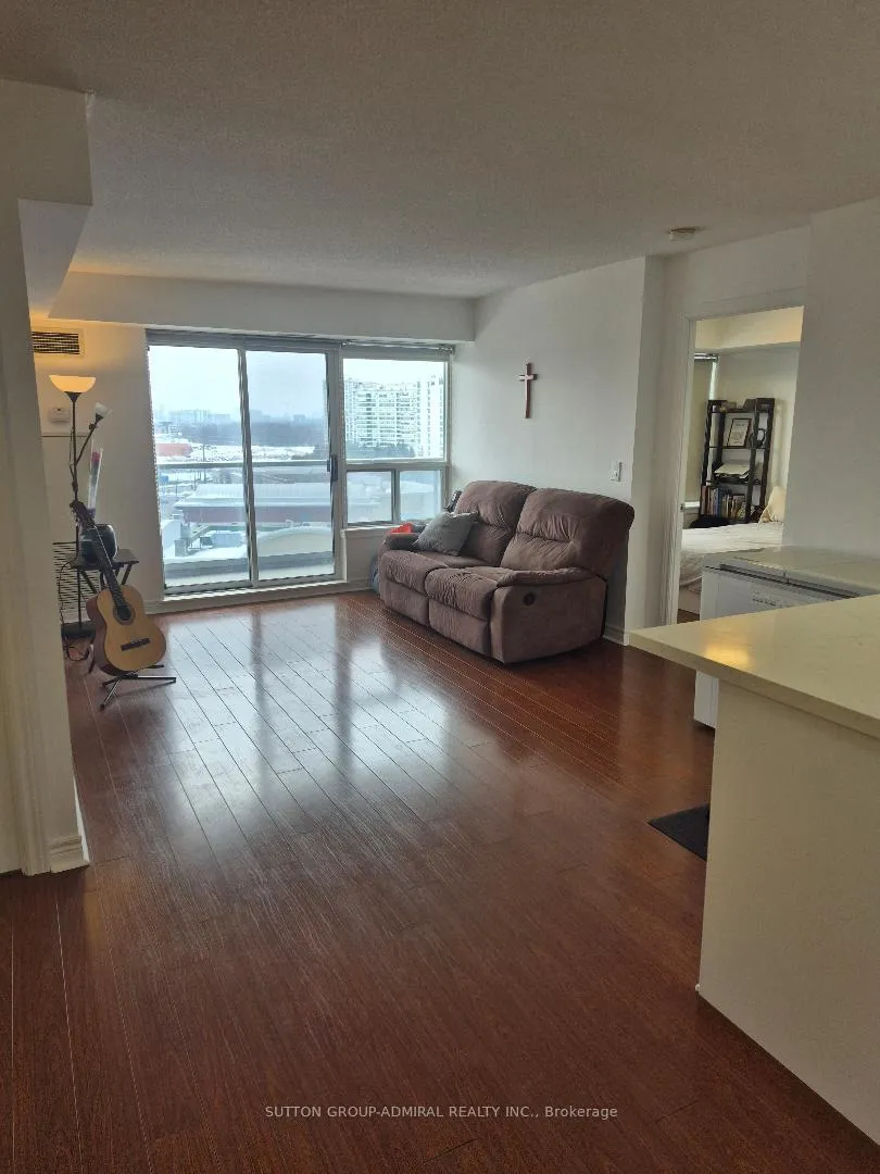 Photo 7 of Unit 802, 50 Disera Drive, Vaughan, Beverley Glen — HOMEH