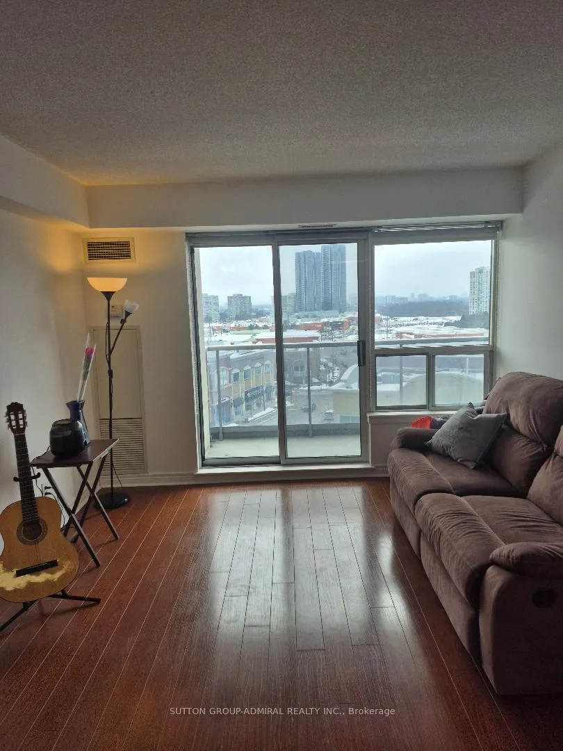 Photo 8 of Unit 802, 50 Disera Drive, Vaughan, Beverley Glen — HOMEH