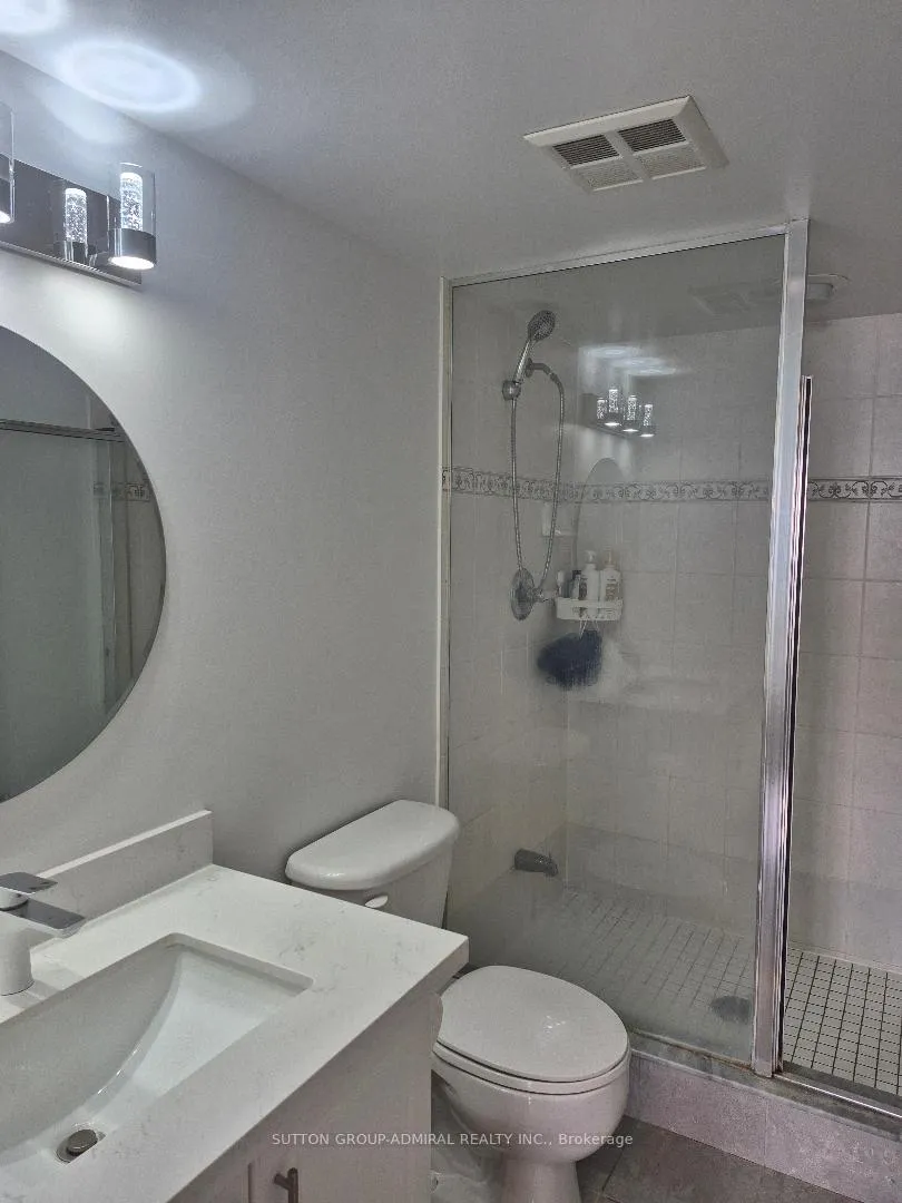 Photo 12 of Unit 802, 50 Disera Drive, Vaughan, Beverley Glen — HOMEH