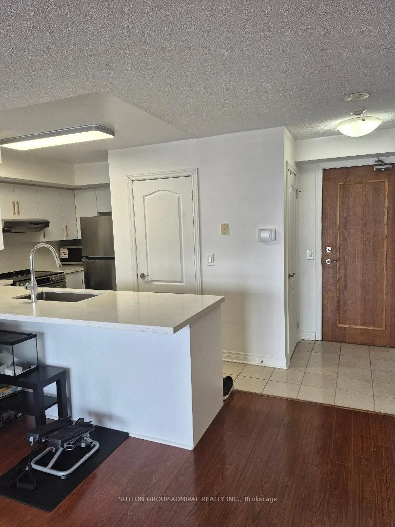 Photo 16 of Unit 802, 50 Disera Drive, Vaughan, Beverley Glen — HOMEH