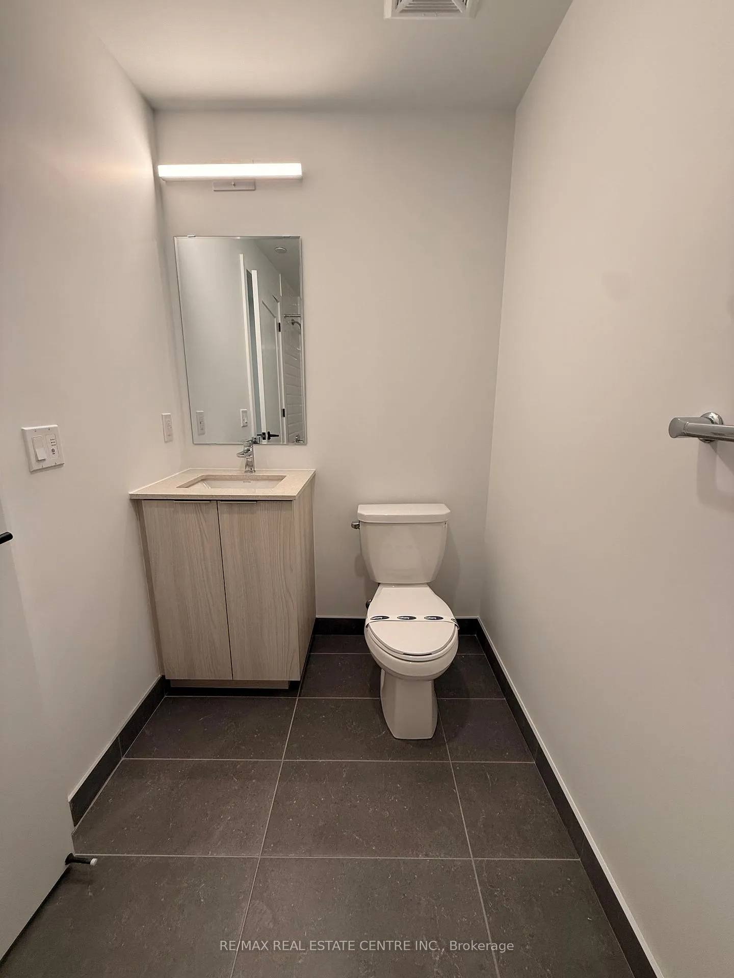 Photo 9 of 750 Whitlock Avenue, Milton, Cobban — HOMEH