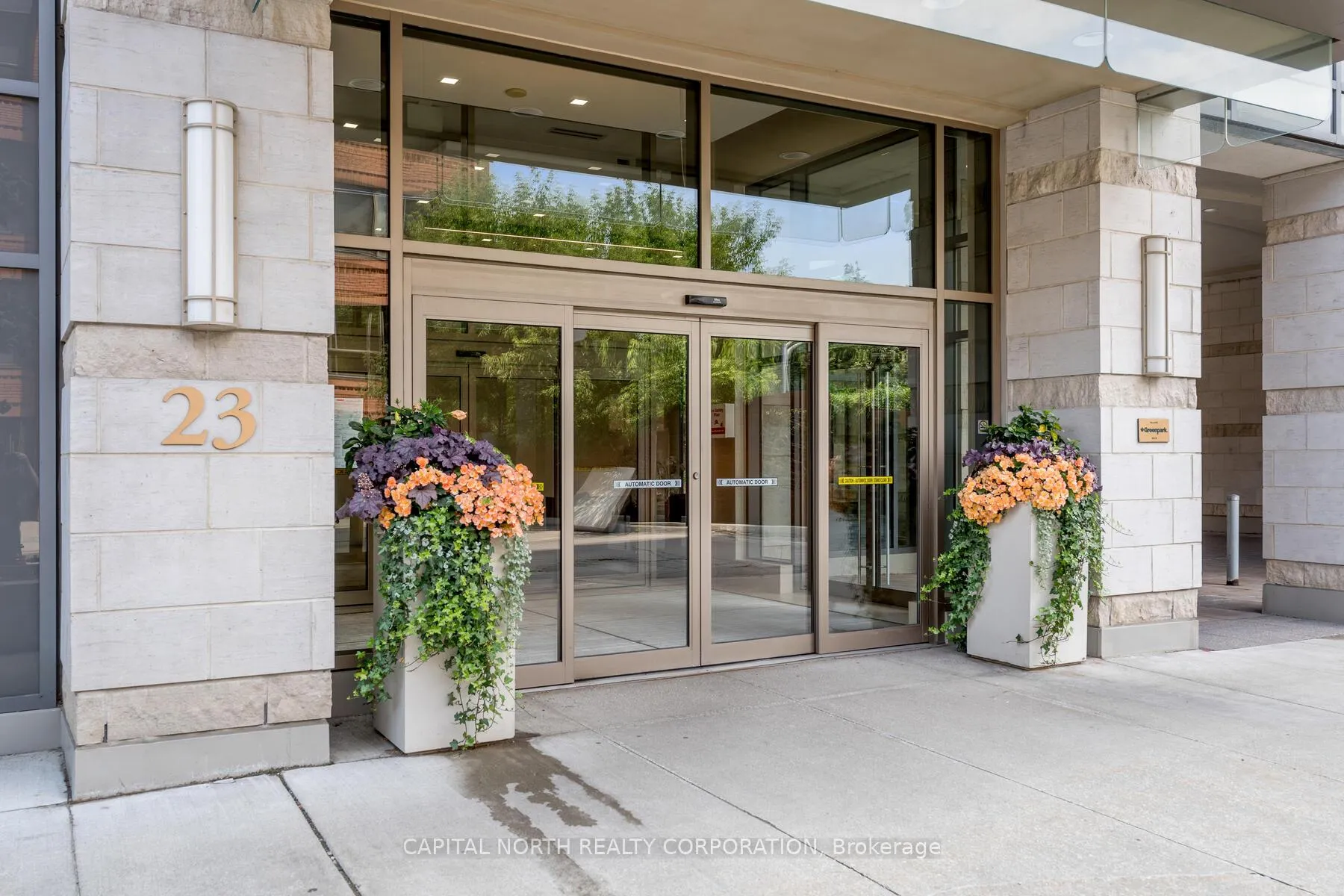 Photo 2 of Unit 416, 23 Glebe Road W, Toronto, Yonge-Eglinton — HOMEH