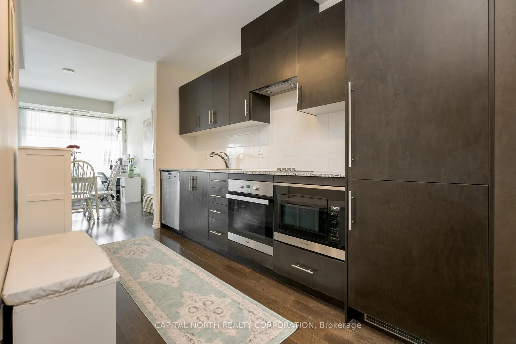 Photo 5 of Unit 416, 23 Glebe Road W, Toronto, Yonge-Eglinton — HOMEH