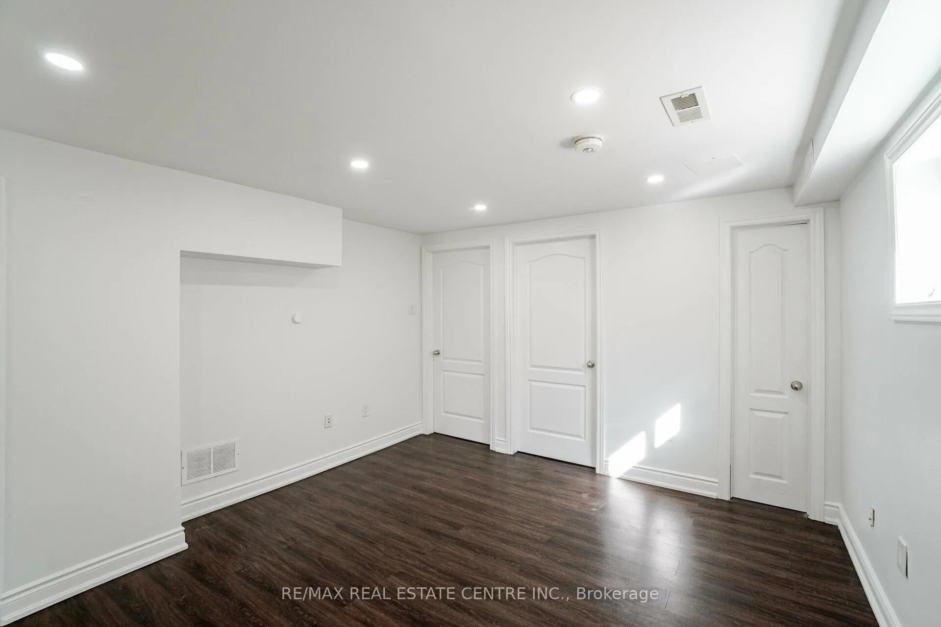 Photo 13 of Unit 2, 32 Mount pleasant Drive, Brampton, Heart Lake East — HOMEH