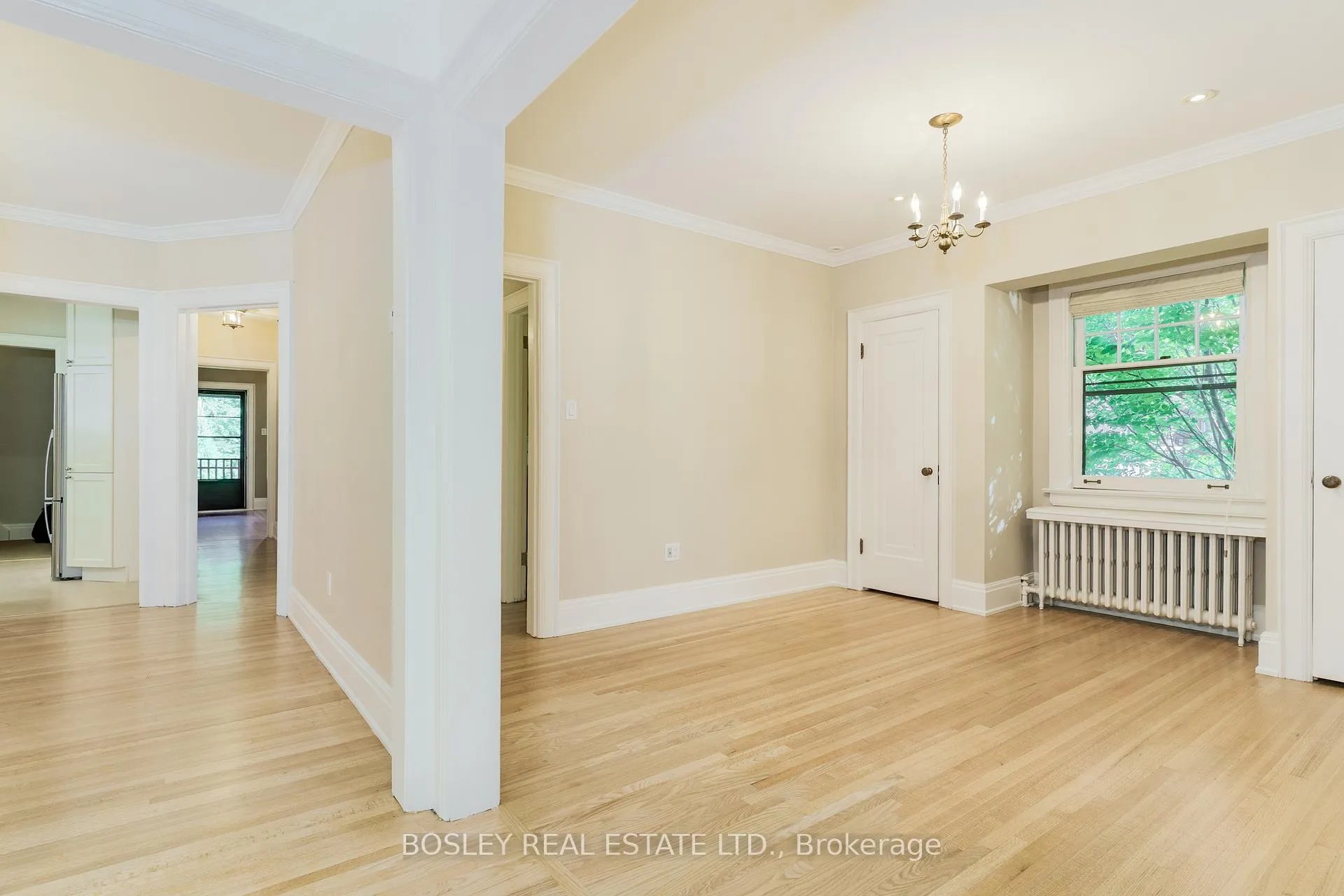 Photo 11 of Unit Upper, 20 Coulson Avenue, Toronto, Forest Hill South — HOMEH