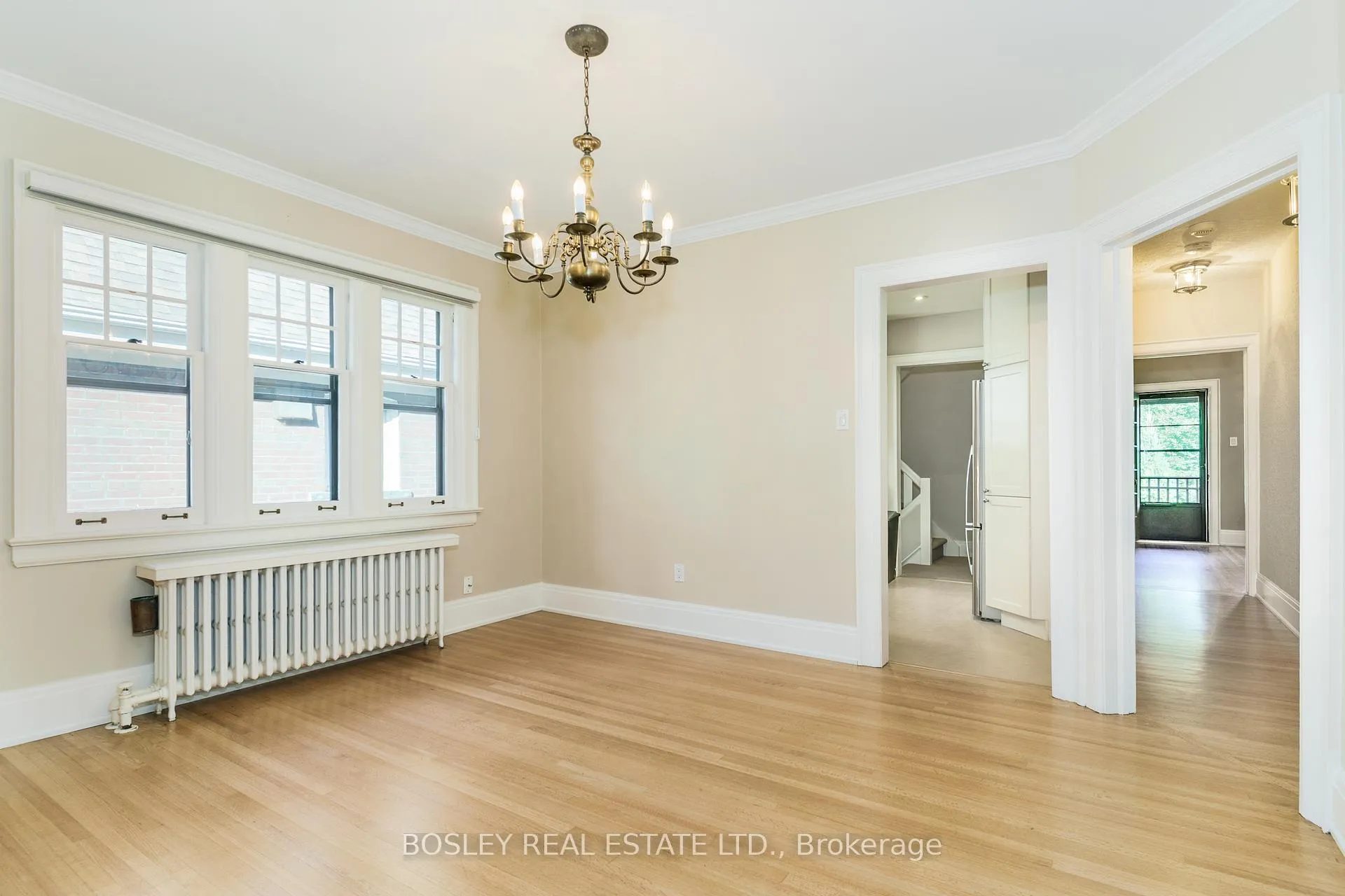 Photo 16 of Unit Upper, 20 Coulson Avenue, Toronto, Forest Hill South — HOMEH