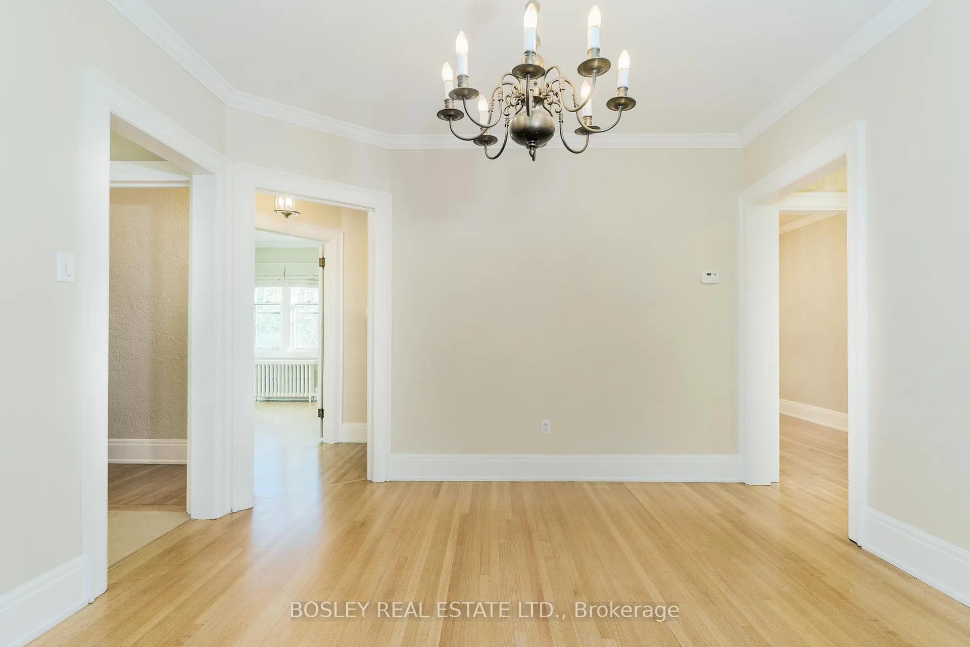 Photo 18 of Unit Upper, 20 Coulson Avenue, Toronto, Forest Hill South — HOMEH