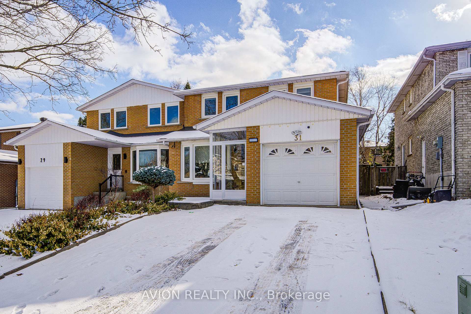 Photo 1 of 31 Charnwood Place, Markham, Aileen-Willowbrook — HOMEH