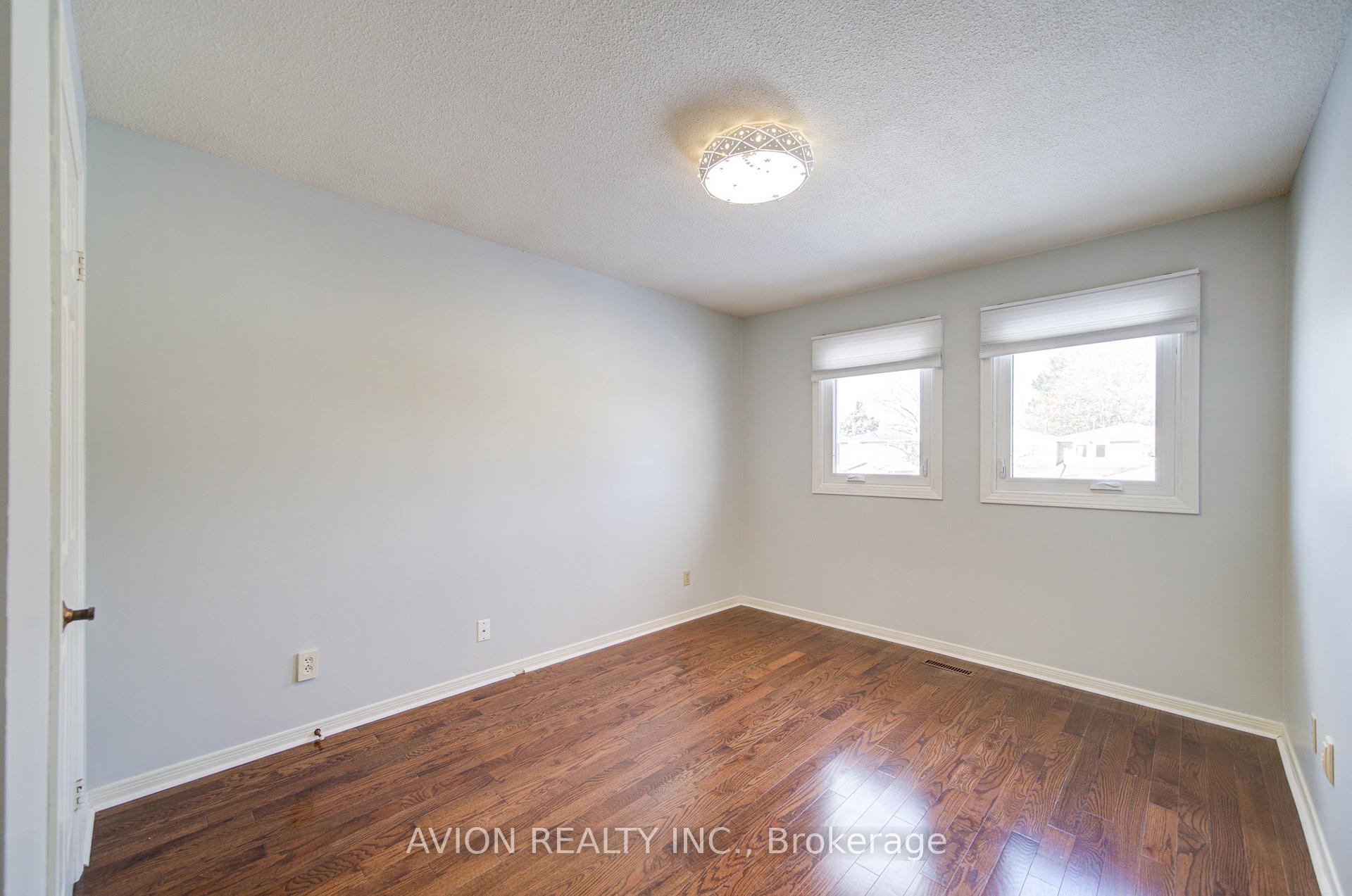 Photo 26 of 31 Charnwood Place, Markham, Aileen-Willowbrook — HOMEH