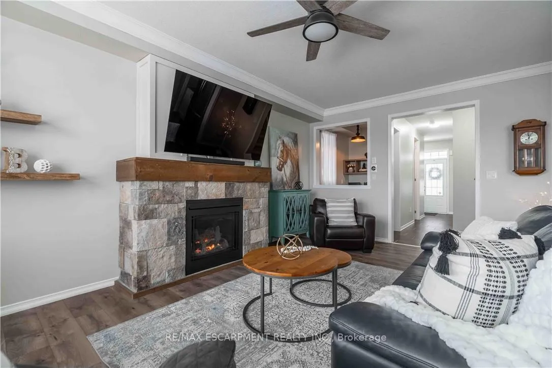 Photo 8 of 115 Larry Crescent, Haldimand — HOMEH