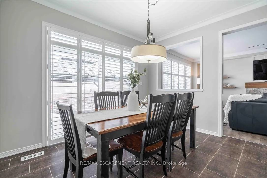 Photo 15 of 115 Larry Crescent, Haldimand — HOMEH