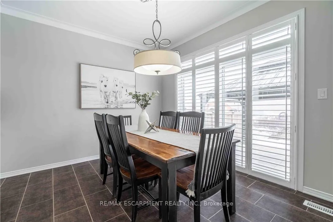 Photo 16 of 115 Larry Crescent, Haldimand — HOMEH