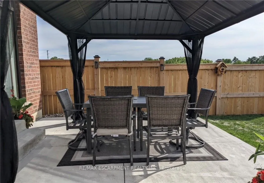 Photo 38 of 115 Larry Crescent, Haldimand — HOMEH