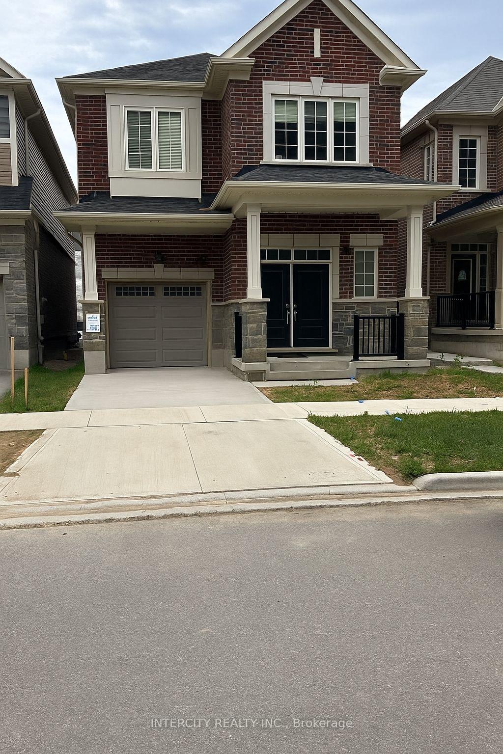 Front of 181 Forestwalk Street