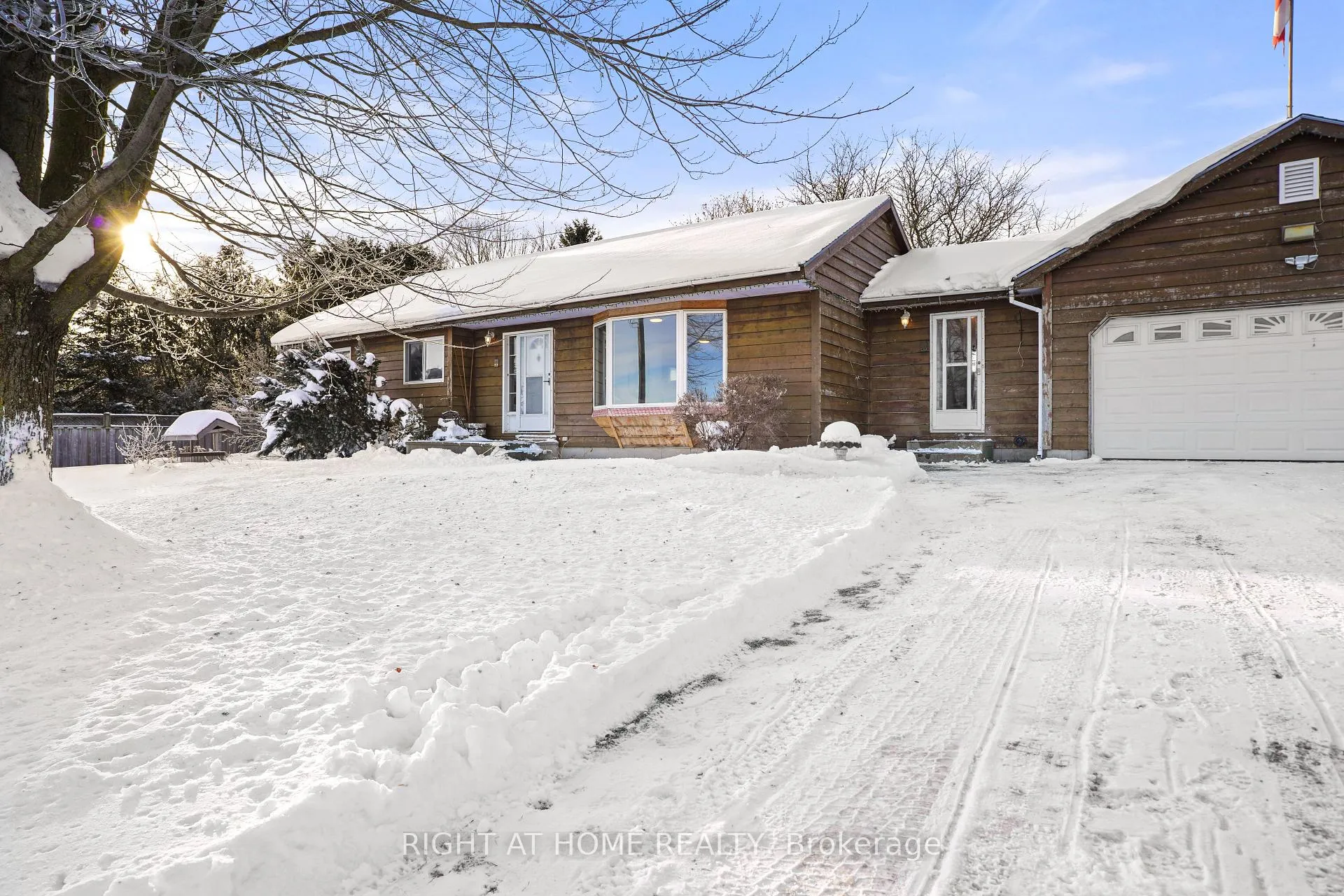 Photo 3 of 4021 Line 56 E, Perth East, Ellice — HOMEH