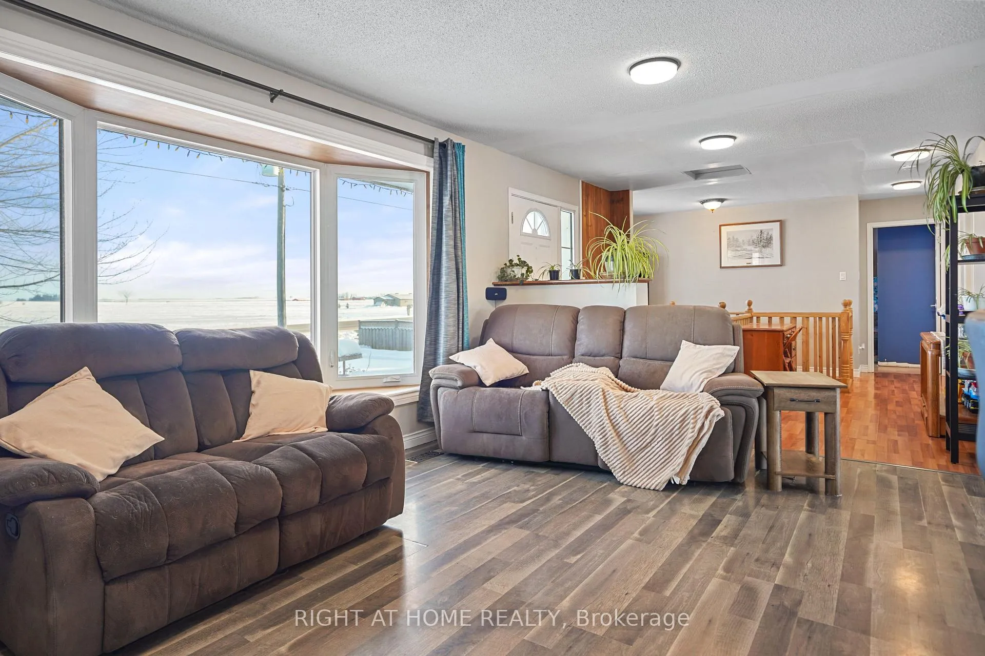 Photo 5 of 4021 Line 56 E, Perth East, Ellice — HOMEH