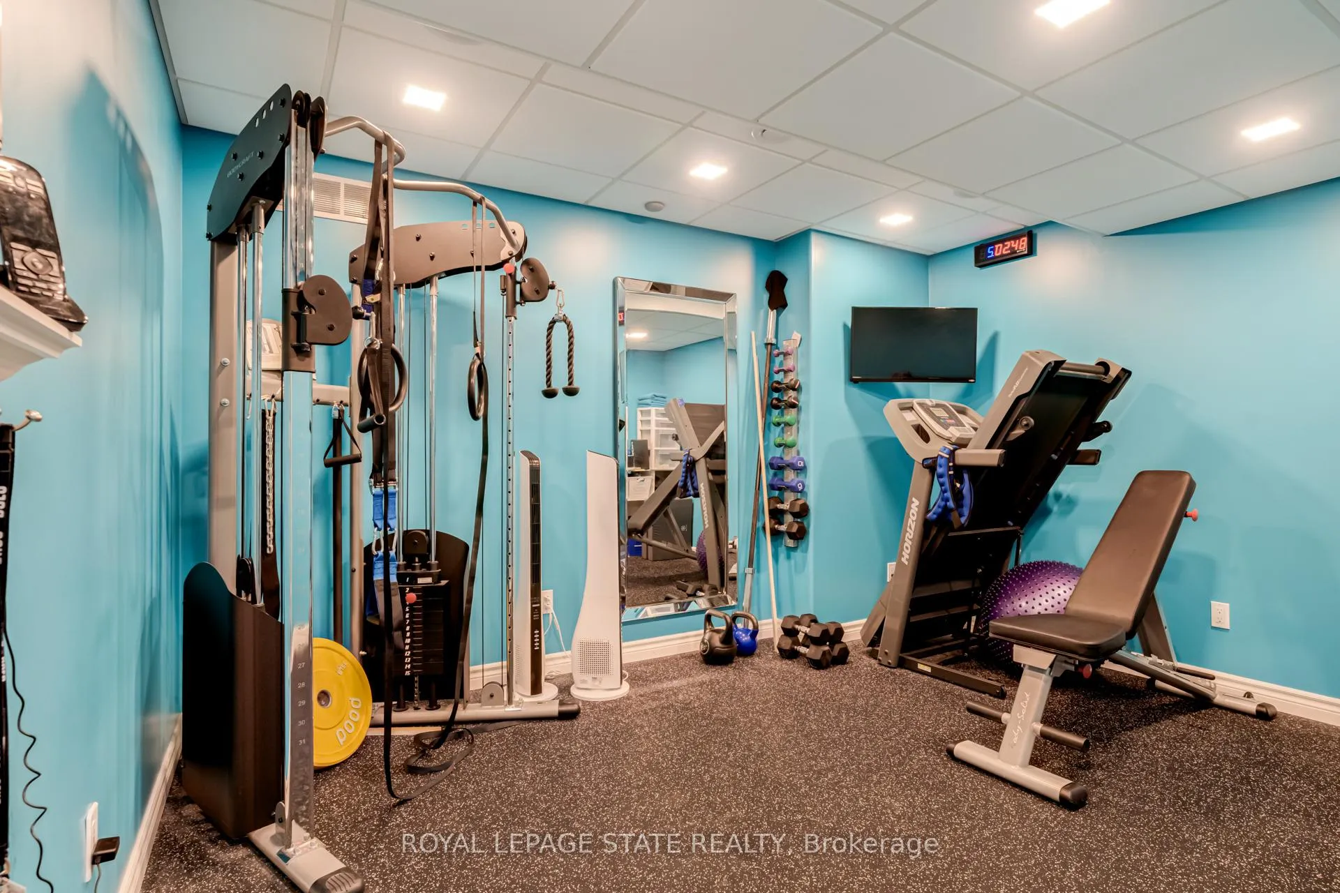 Photo 40 of 114 Armour Crescent, Hamilton, Meadowlands — HOMEH