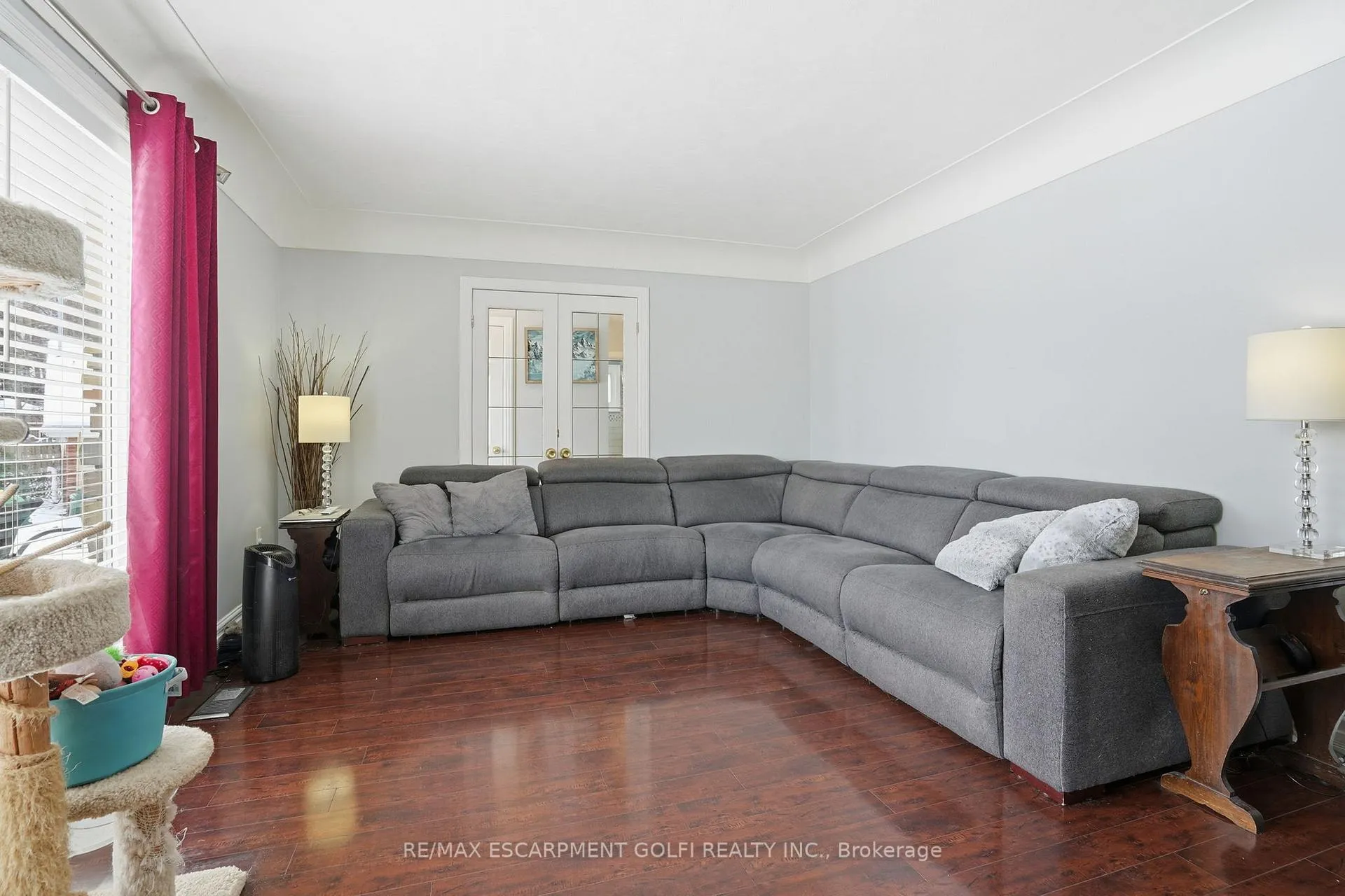 Photo 12 of 7 Piott Court, Hamilton, Stoney Creek — HOMEH