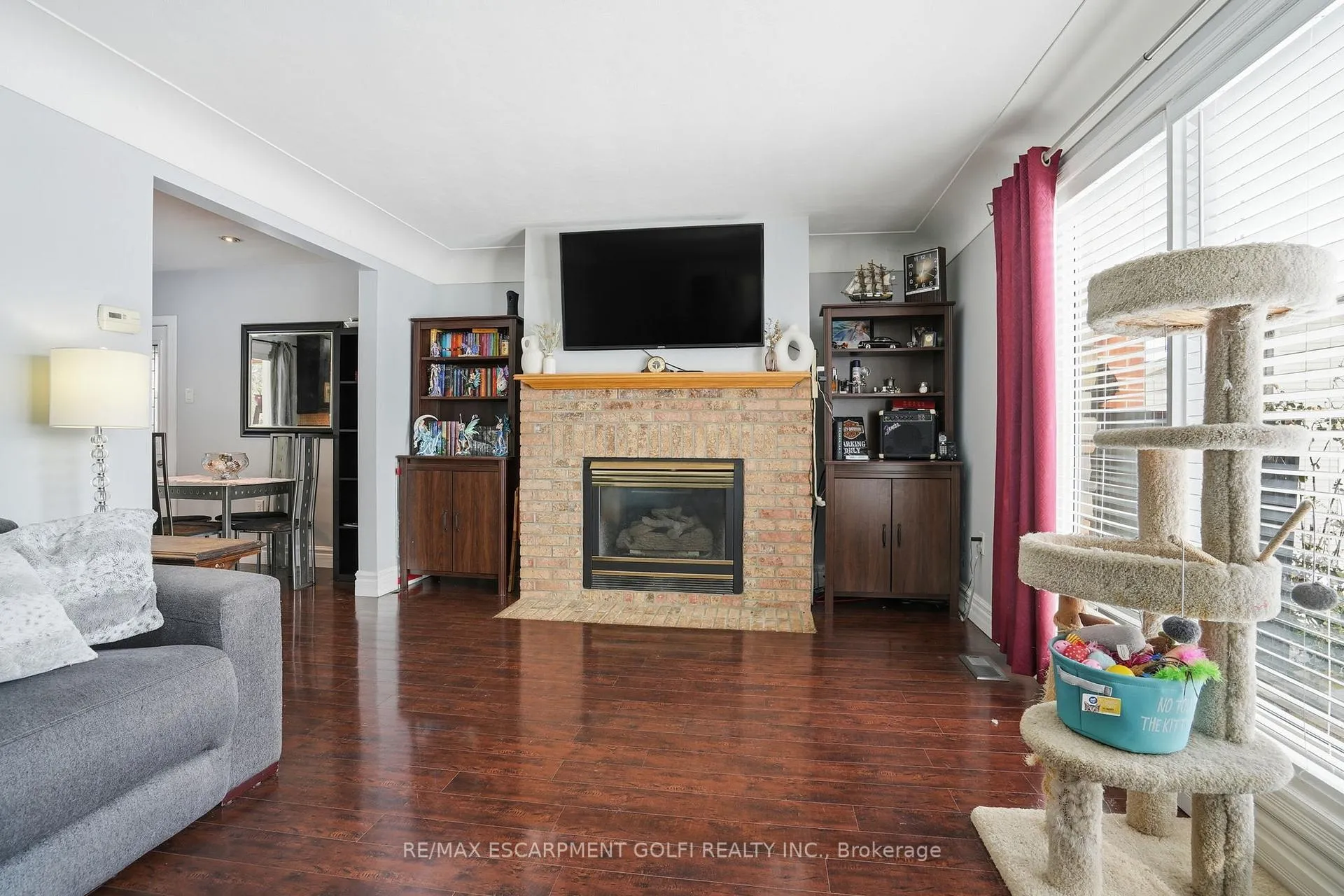 Photo 13 of 7 Piott Court, Hamilton, Stoney Creek — HOMEH