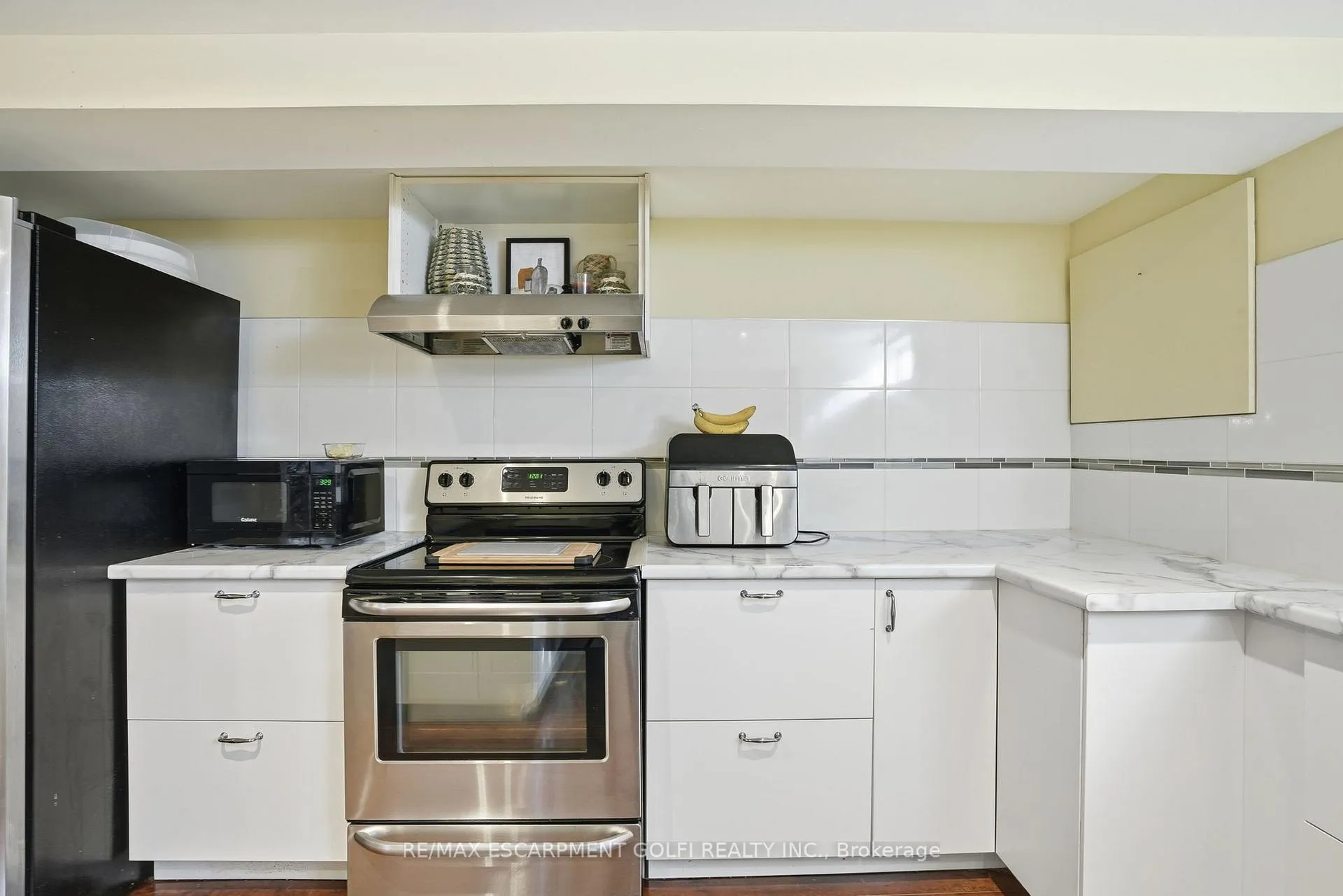 Photo 28 of 7 Piott Court, Hamilton, Stoney Creek — HOMEH