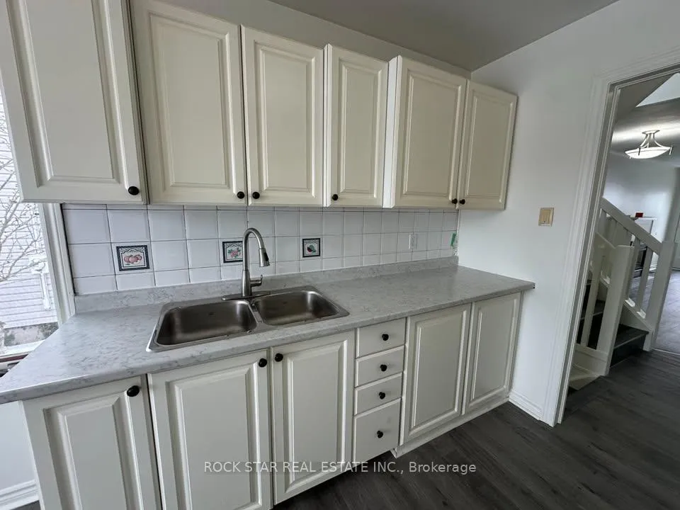 Photo 10 of Unit A, 233-A Vine Street, St. Catharines, Fairview — HOMEH