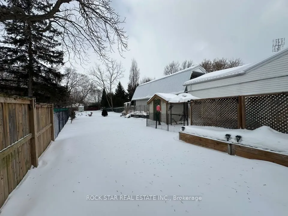 Photo 25 of Unit A, 233-A Vine Street, St. Catharines, Fairview — HOMEH