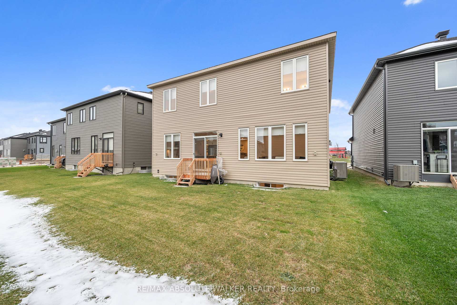 Photo 43 of 2055 Wanderer Avenue, Ottawa, Mahogany Community — HOMEH