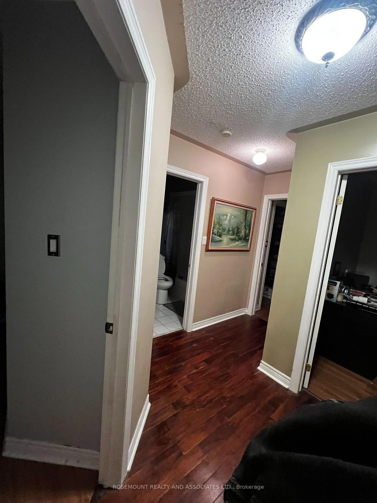 Photo 4 of 52 Eastfield Crescent, Clarington, Courtice — HOMEH