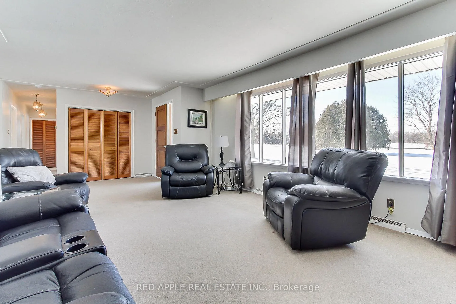 Photo 11 of 24187 Warden Avenue, Georgina, Belhaven — HOMEH