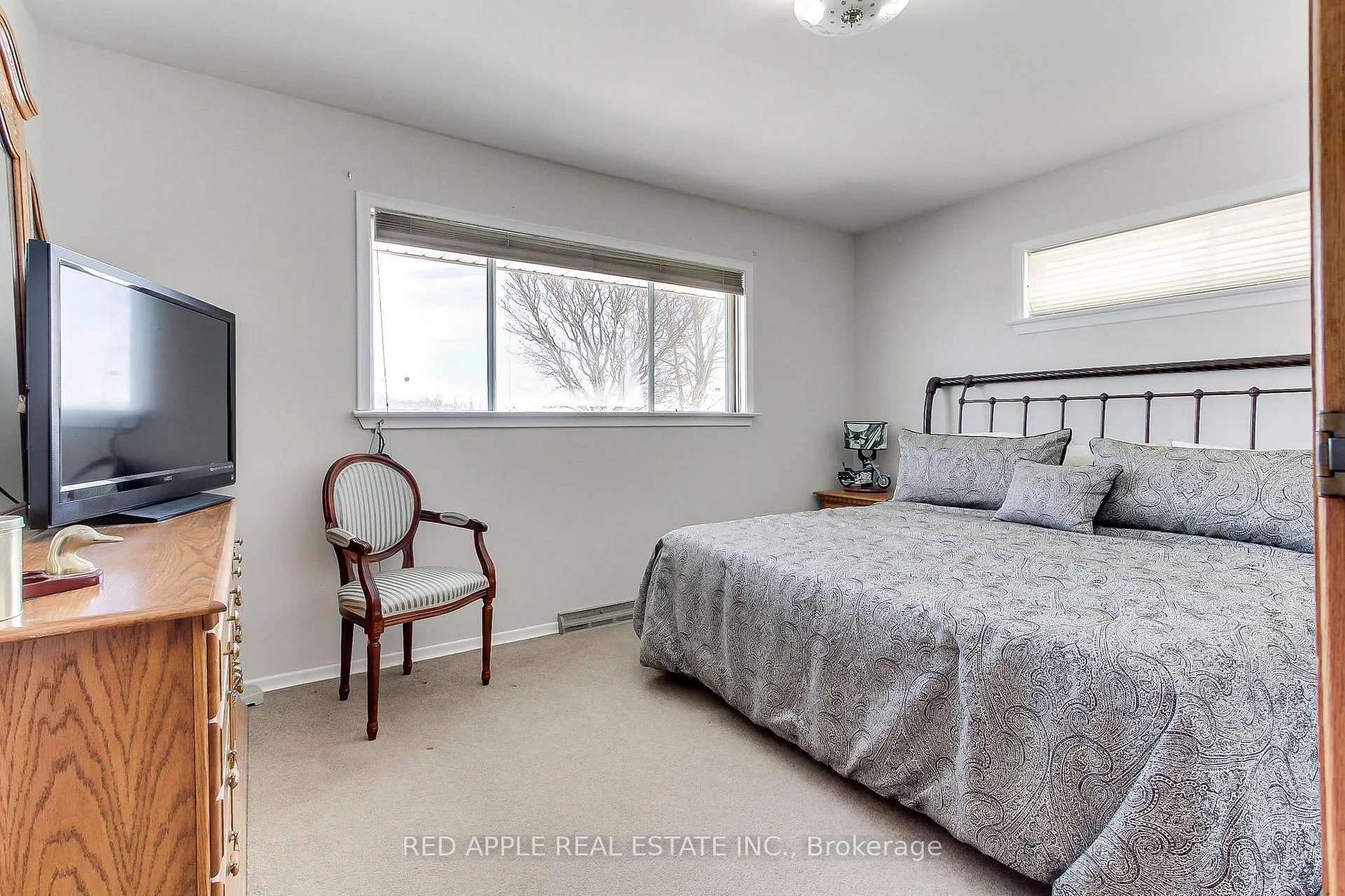 Photo 13 of 24187 Warden Avenue, Georgina, Belhaven — HOMEH