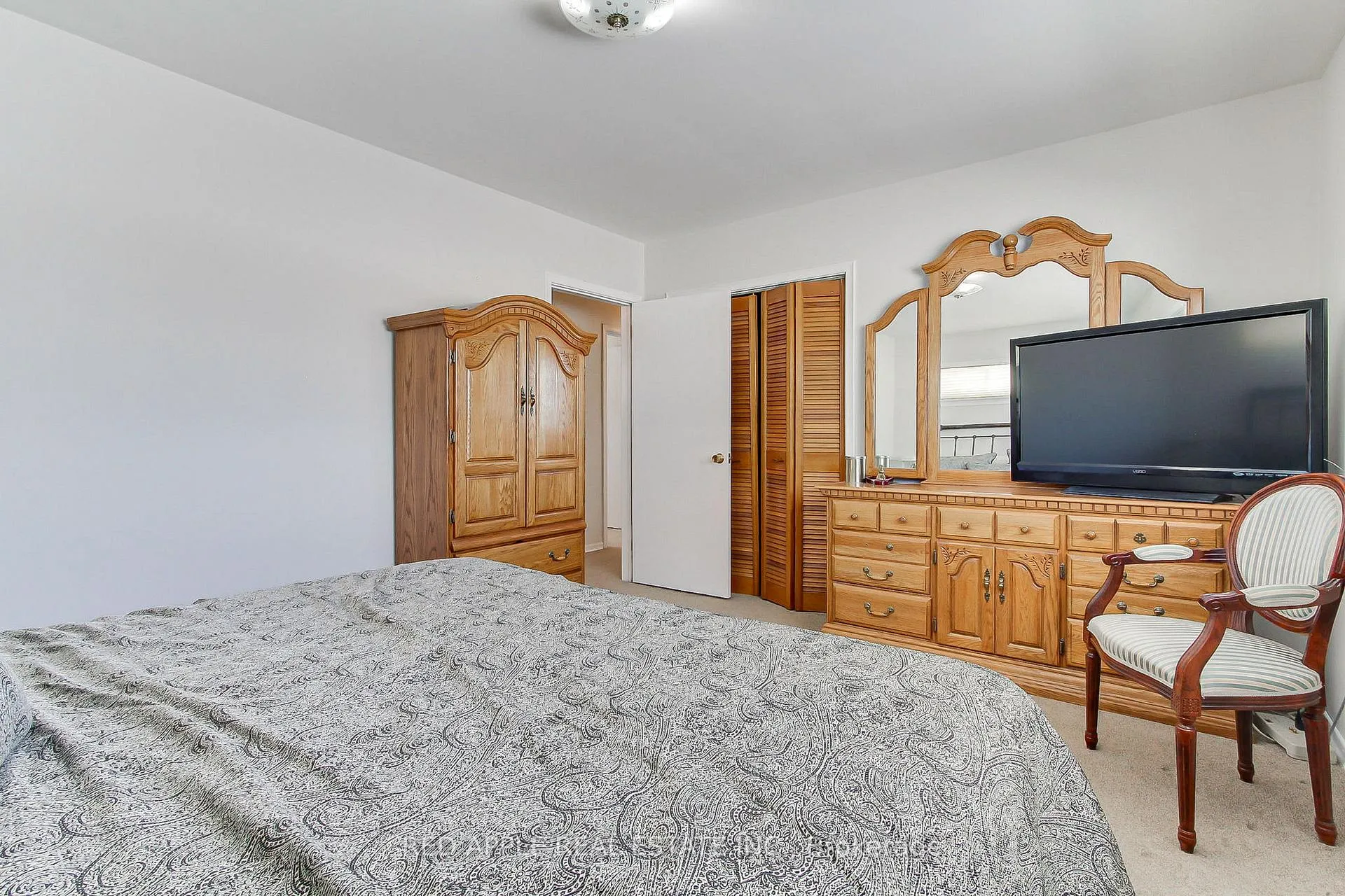 Photo 14 of 24187 Warden Avenue, Georgina, Belhaven — HOMEH