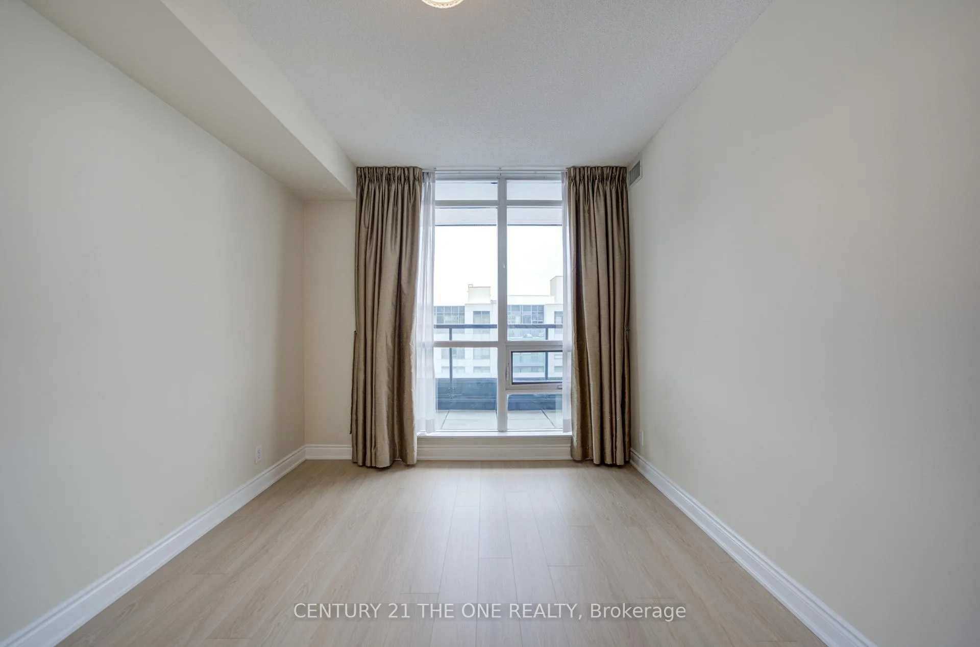 Photo 18 of Unit LPH9, 30 Clegg Road, Markham, Unionville — HOMEH