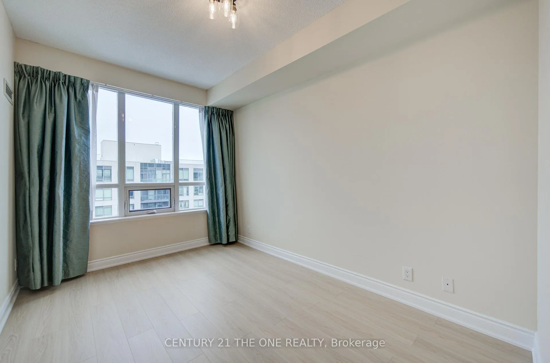 Photo 23 of Unit LPH9, 30 Clegg Road, Markham, Unionville — HOMEH